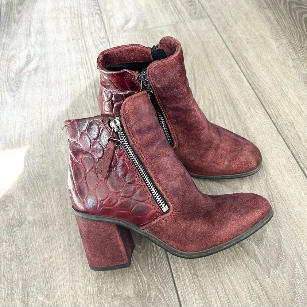 MJUS Croc Pattern Suede Leather Mixed Double Zipper Heeled Boots